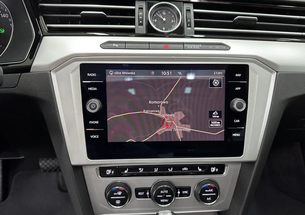 Volkswagen Passat cena 83500 przebieg: 126000, rok produkcji 2018 z Jasień małe 781